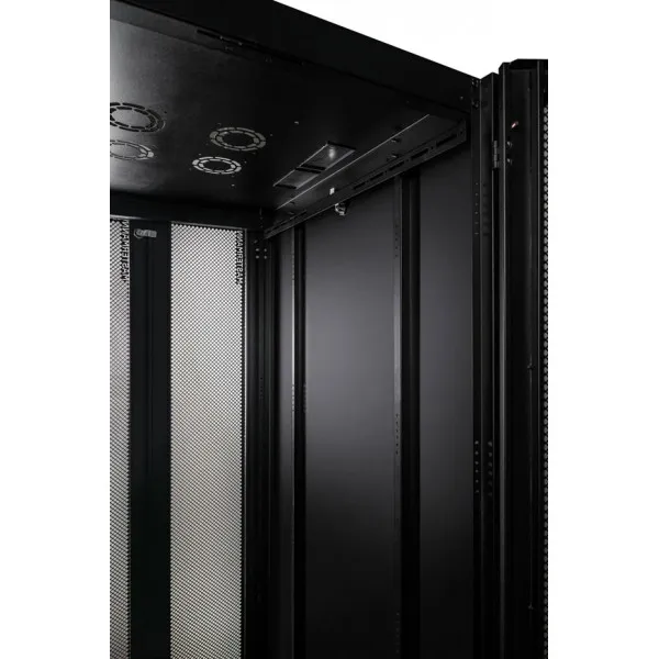 Серверный шкаф напольный RackMann 32 U (600x800)
